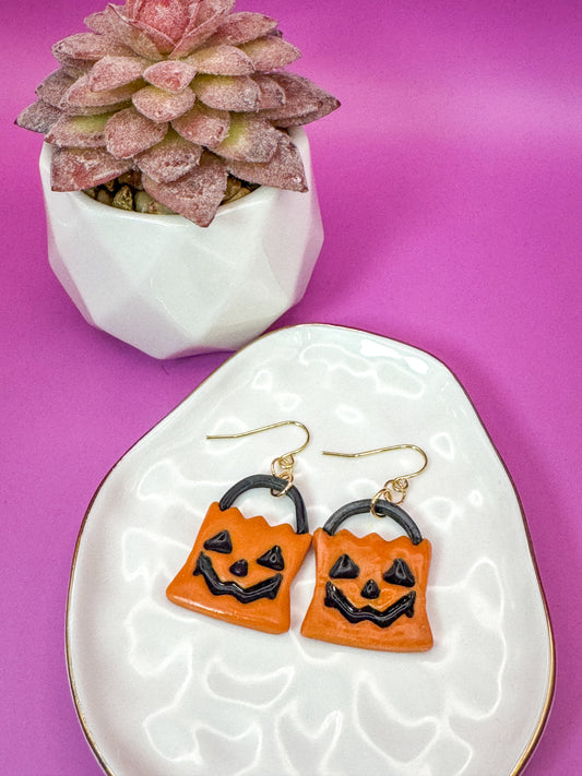 Jack-O-Lantern Treat Bags