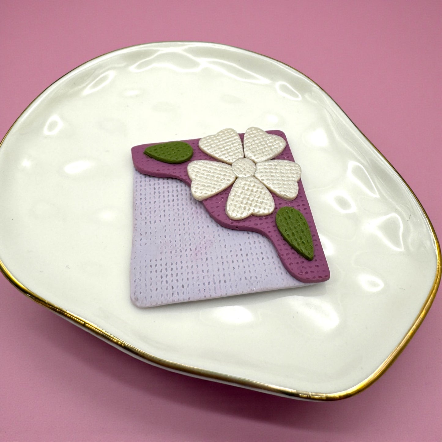 Corner bookmark (purple top)