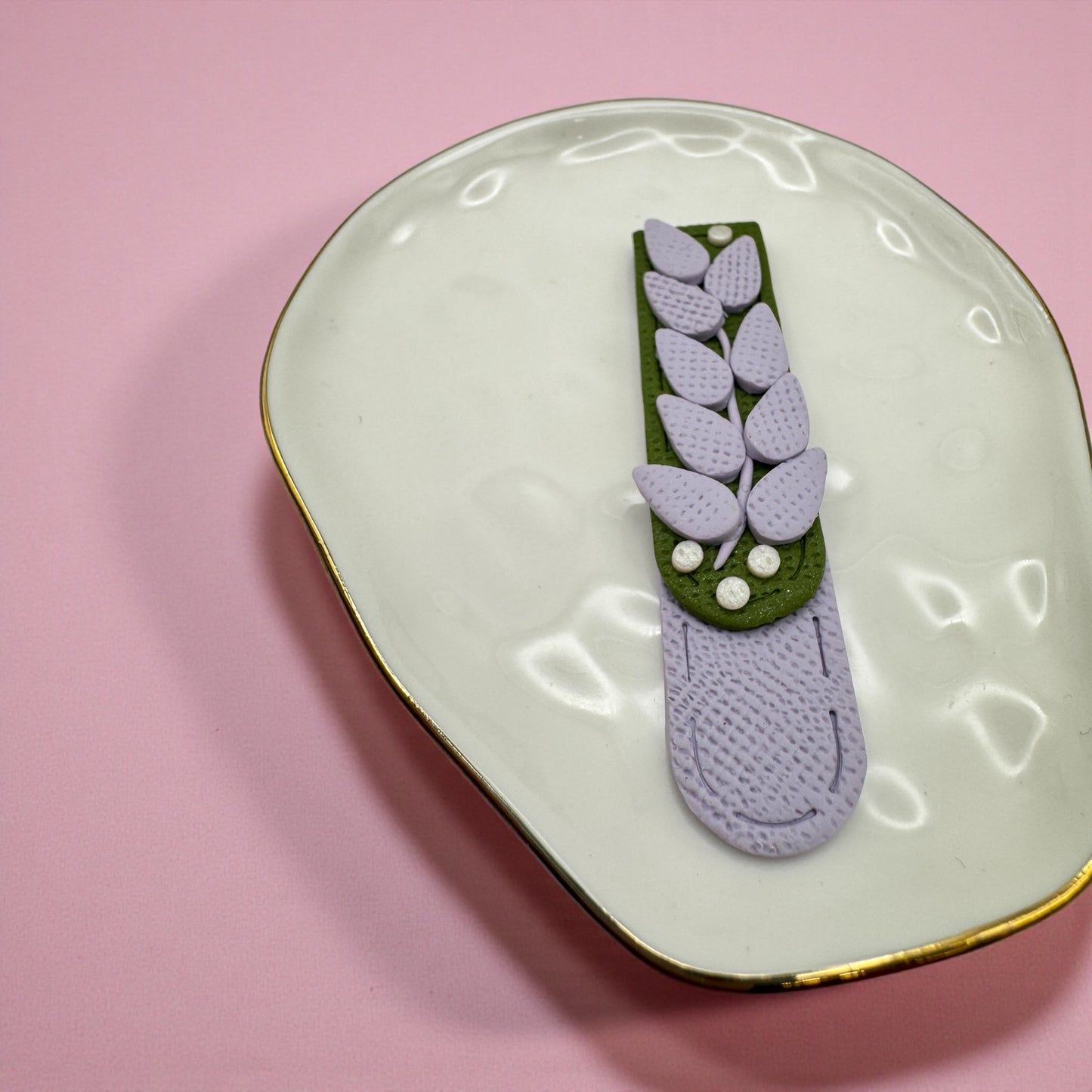 Vine bookmark  (green top)