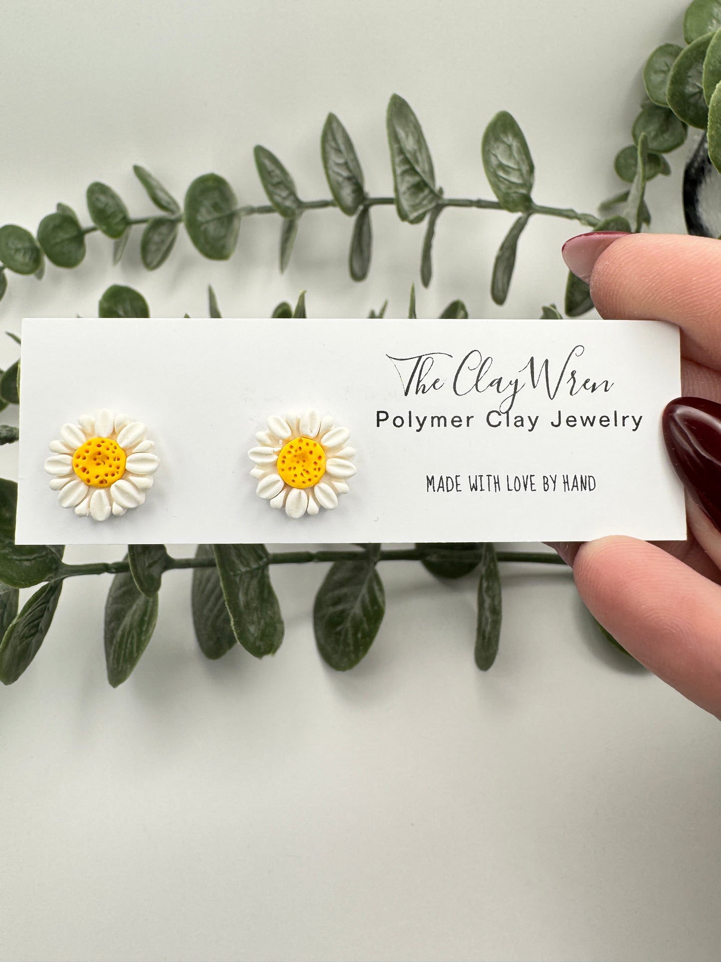 Classic Daisy Studs