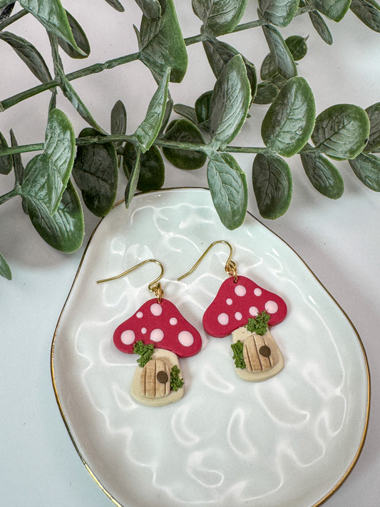 Red Mushroom Cottages