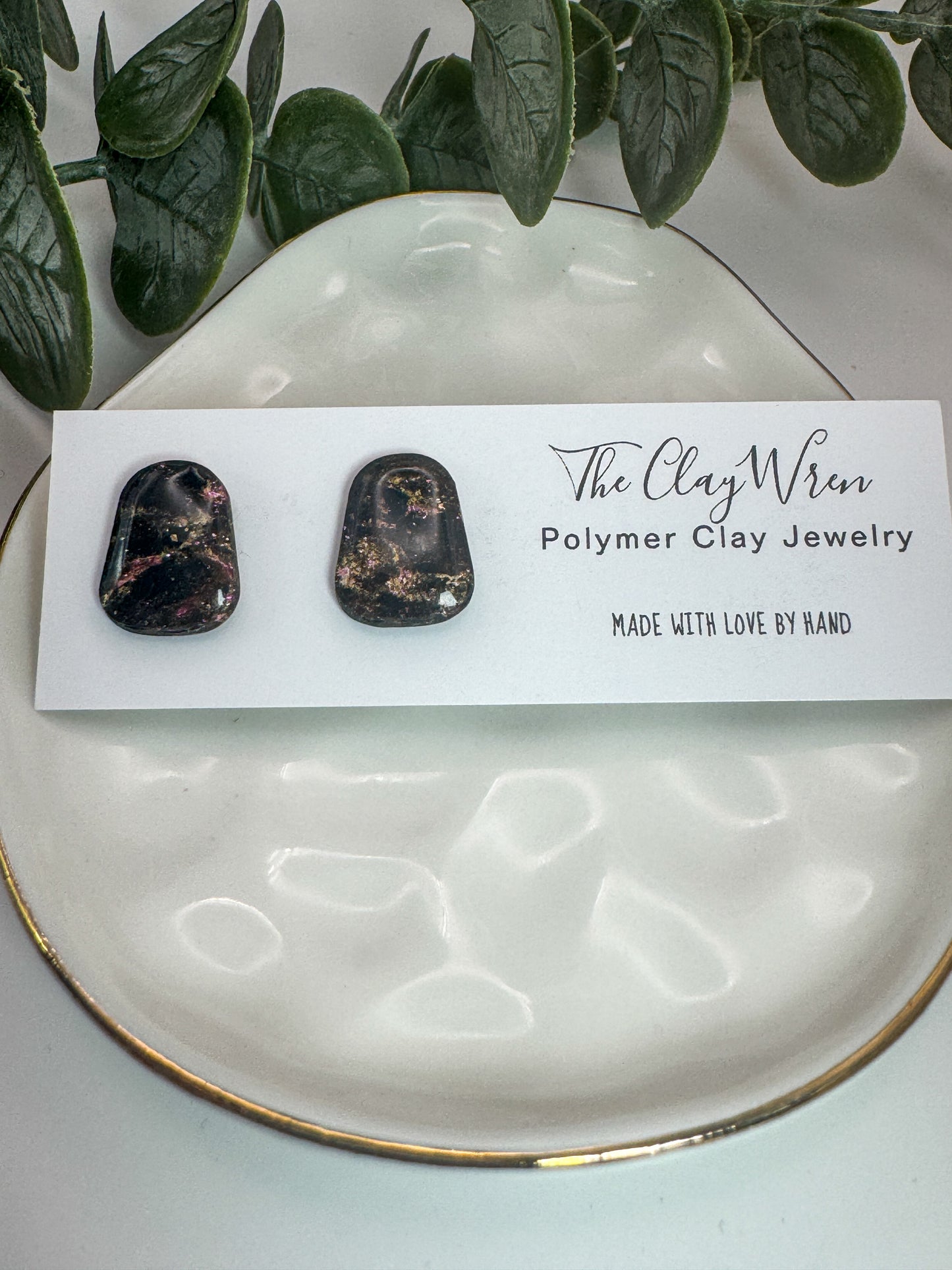Faux Stone Black Studs